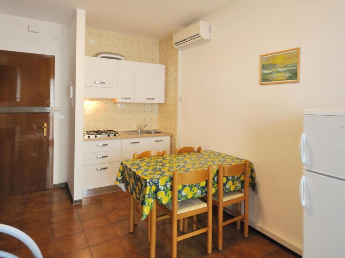 Apartment In Bibione Near Sea Beach Экстерьер фото